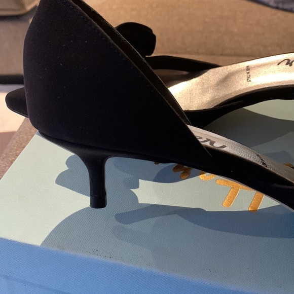 Gently Loved Black Sateen Pointy Shoes by BUTTER - Picture 9 of 12
